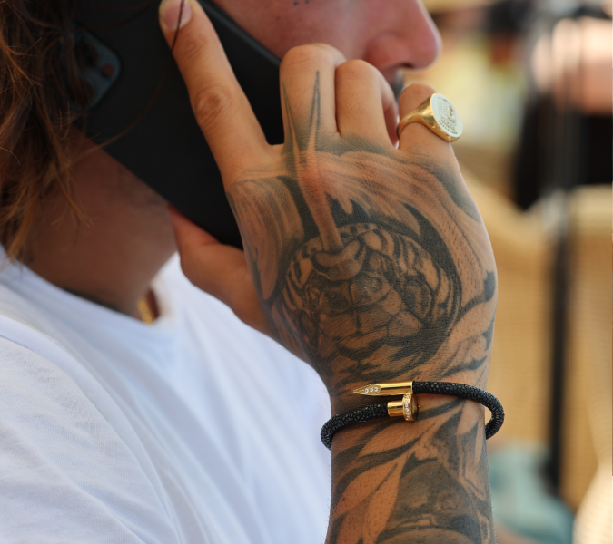 Studz Stingray Obsession Nail™ - Black Sea 1