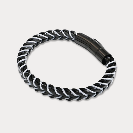 Studz Trends Bracelet™ - Santo Black Titanium