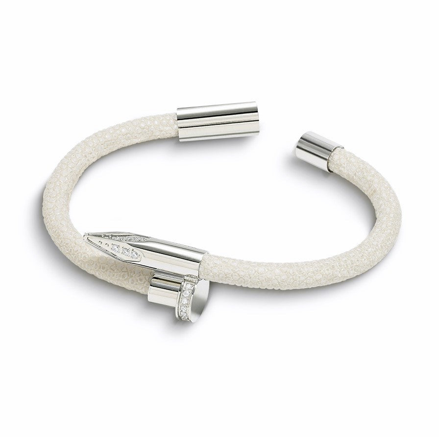 Bellas Stingray Obsession Nail™- Pearl White Rhodium & White Gems