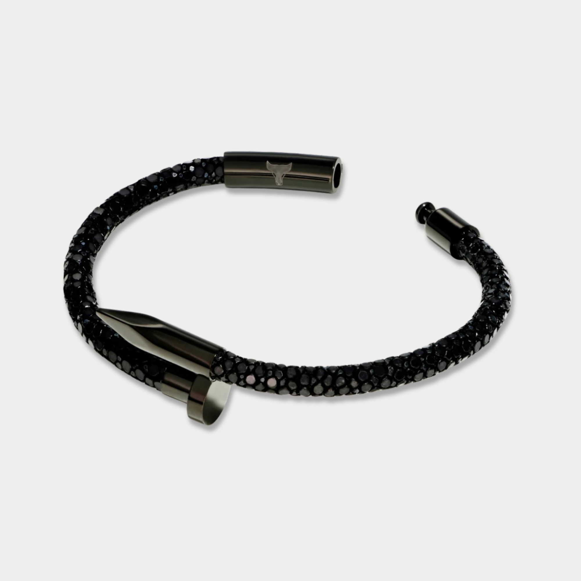 Studz Stingray Obsession Nail™ - Black Sea Black Titanium
