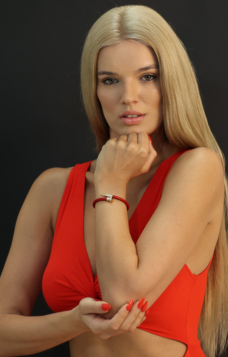 Bellas Braided Obsession Nail™ - Valentina Lifestyle 2