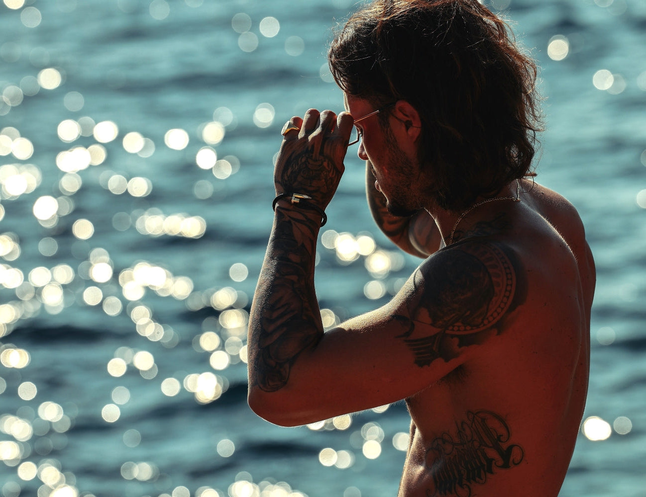 Studz Stingray Obsession Nail™ - Black Sea Lifestyle 4